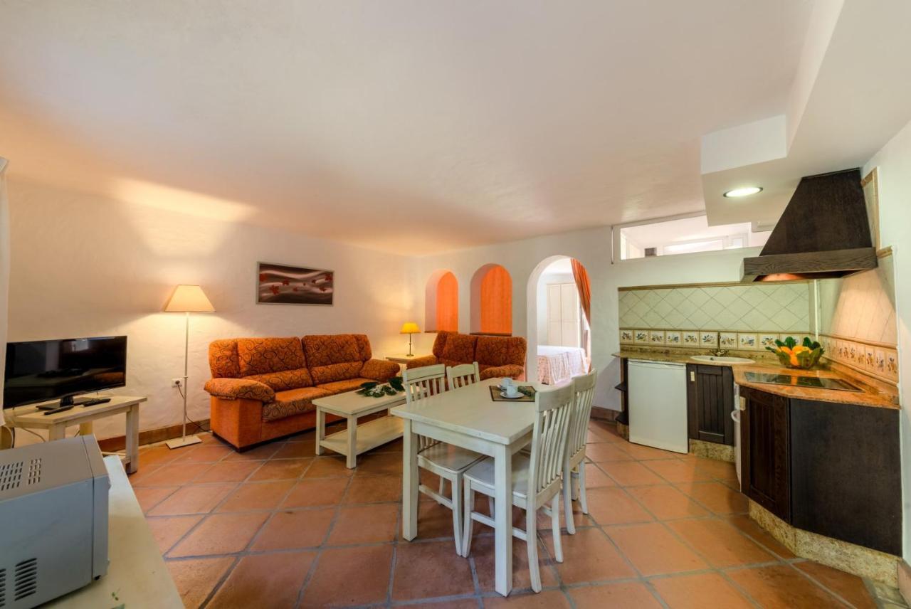 Hacienda Roche Viejo Villa Conil De La Frontera Luaran gambar