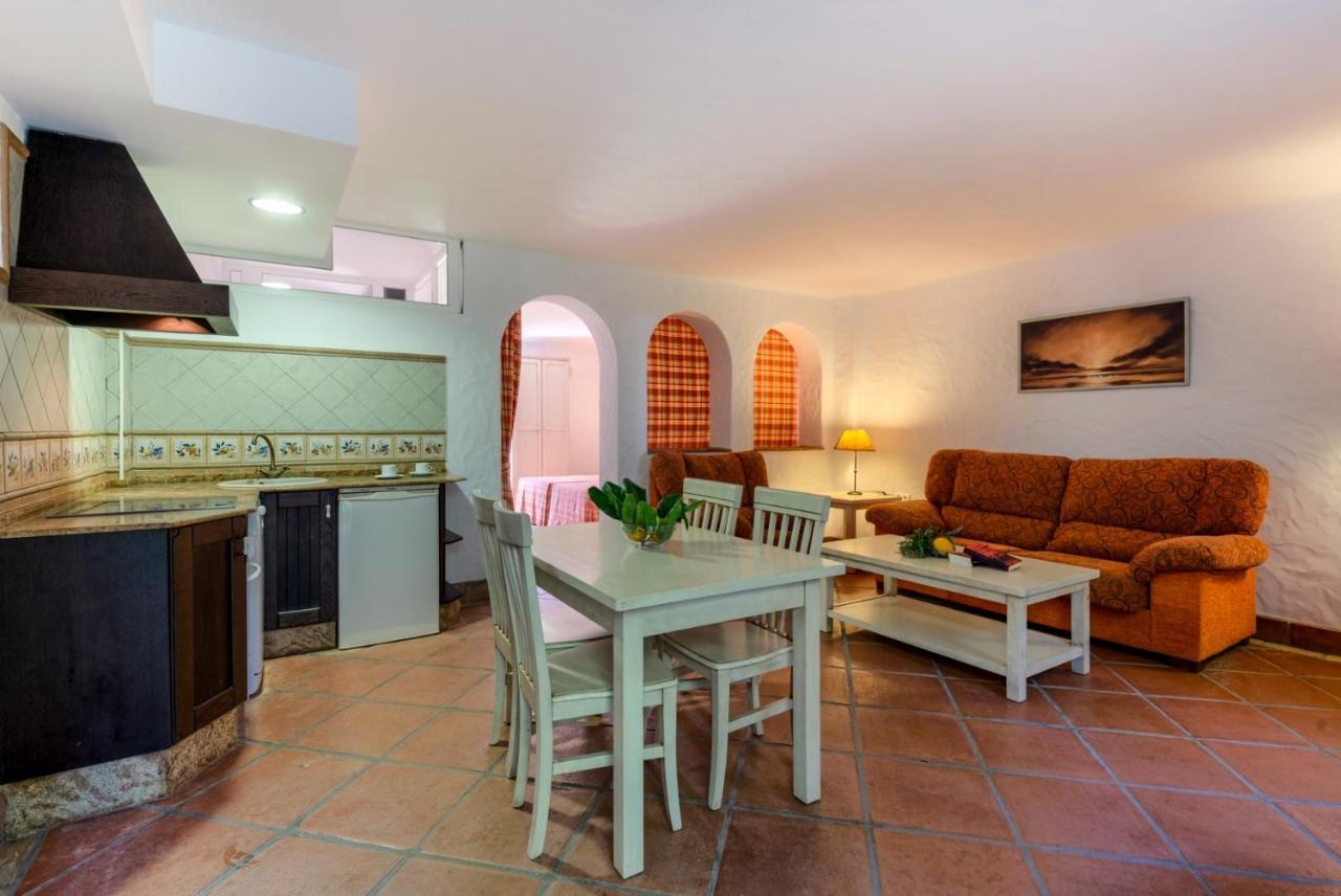 Hacienda Roche Viejo Villa Conil De La Frontera Luaran gambar