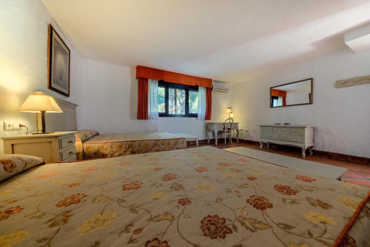 Hacienda Roche Viejo Villa Conil De La Frontera Luaran gambar