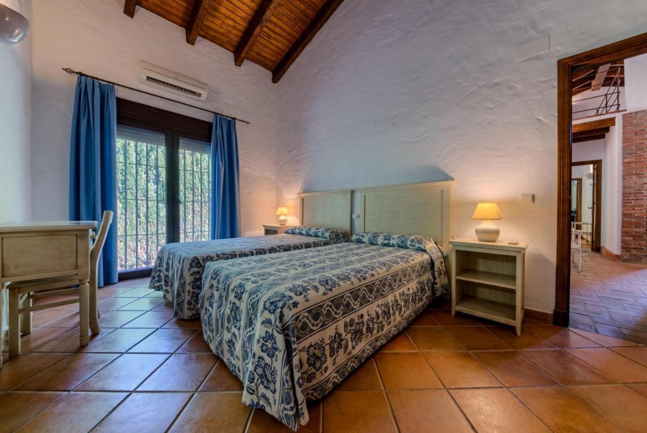 Hacienda Roche Viejo Villa Conil De La Frontera Luaran gambar