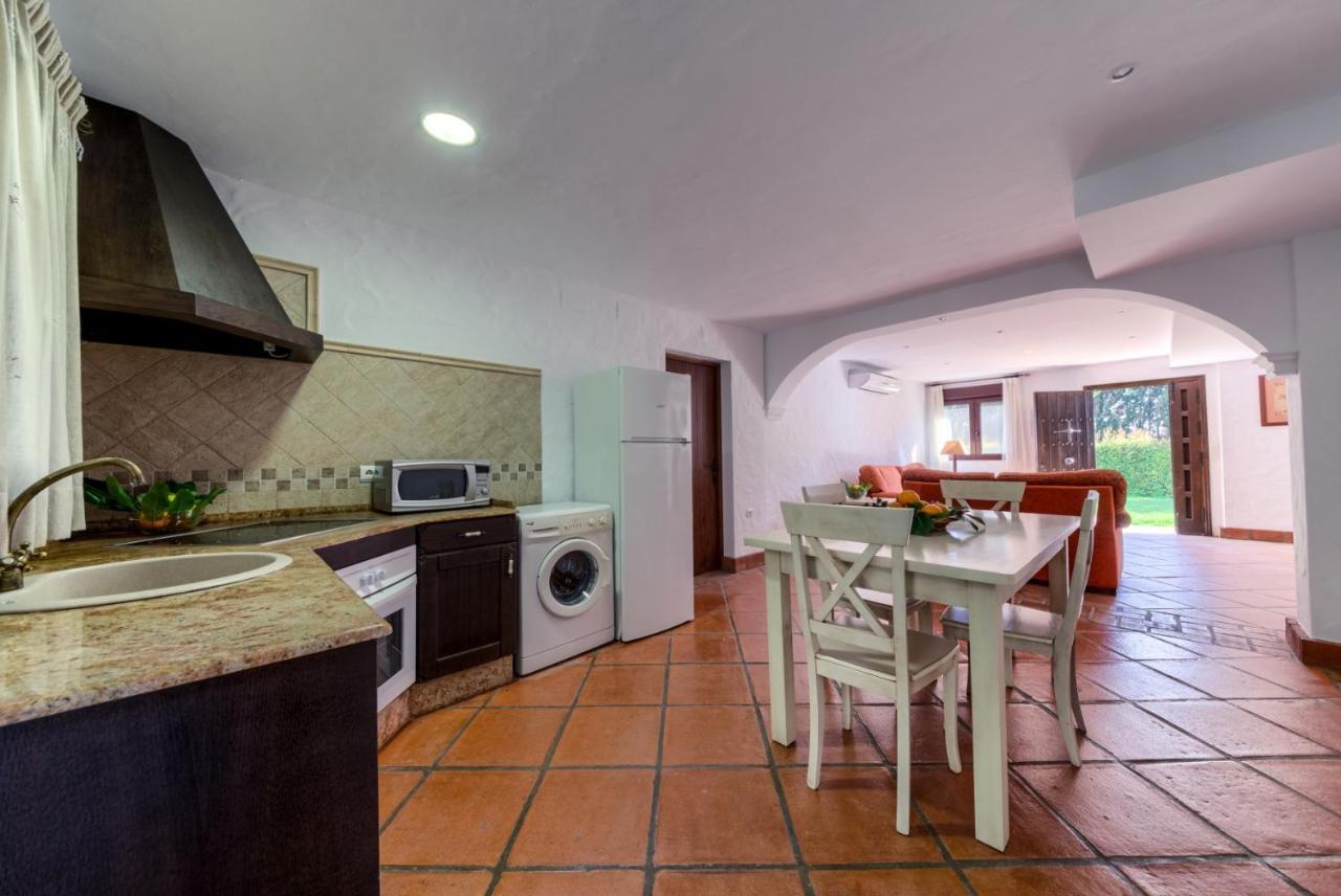 Hacienda Roche Viejo Villa Conil De La Frontera Luaran gambar