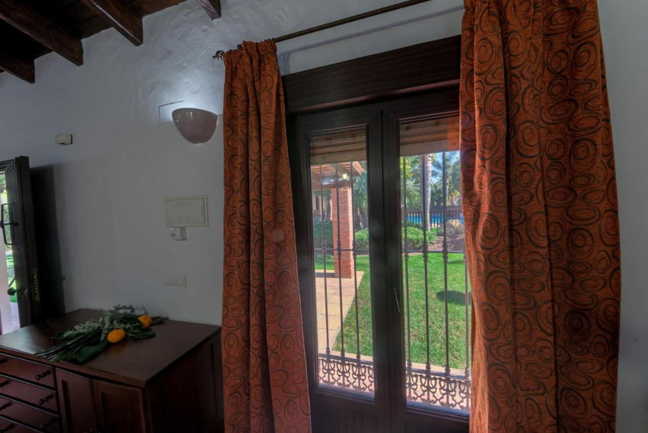 Hacienda Roche Viejo Villa Conil De La Frontera Luaran gambar