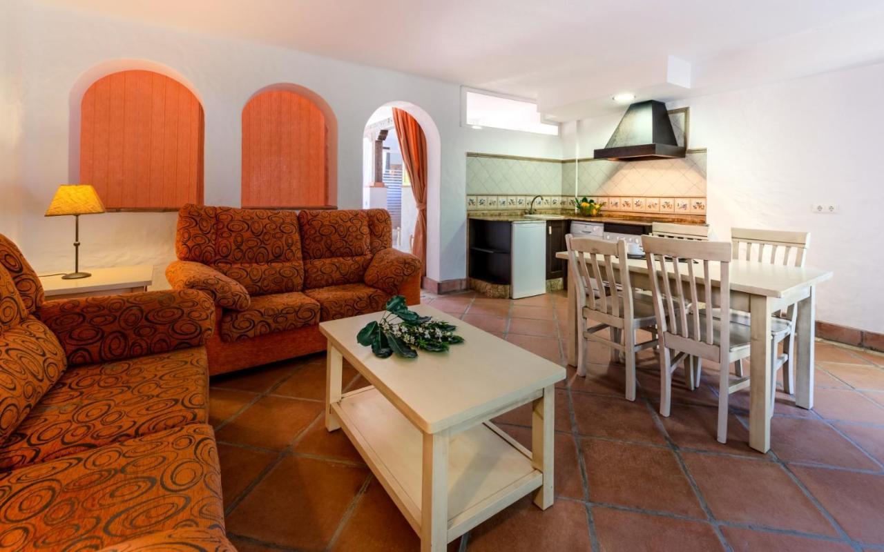 Hacienda Roche Viejo Villa Conil De La Frontera Luaran gambar