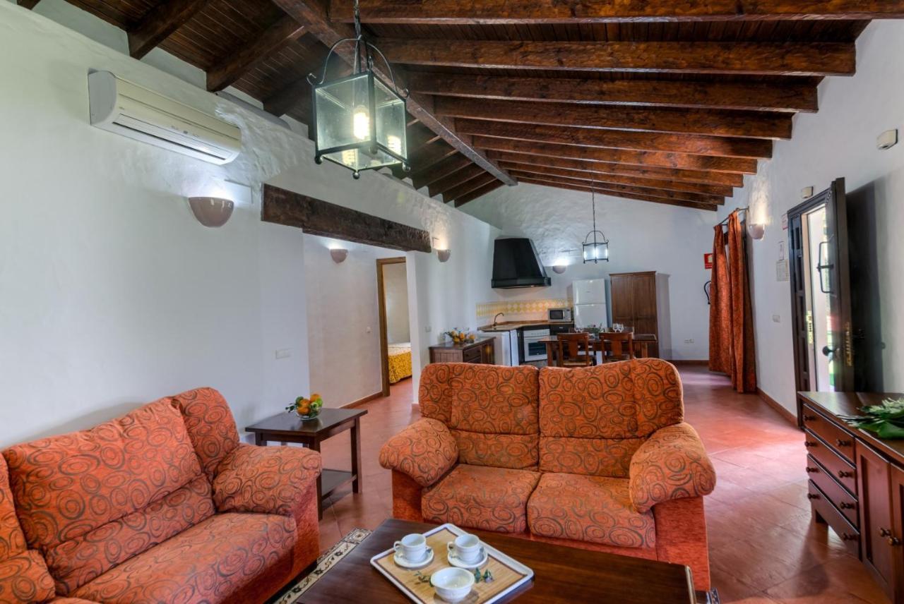 Hacienda Roche Viejo Villa Conil De La Frontera Luaran gambar